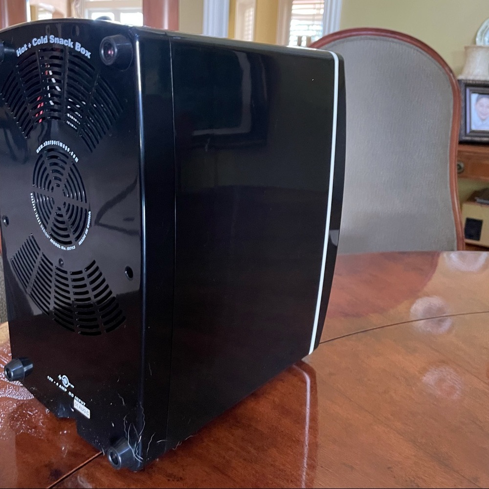 Sharper Image Hot Cold Snack Box - Picture 3 of 10